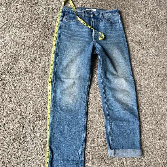 Levi's Premium Wedgie Straight Jean Size 26 - Picture 6 of 7